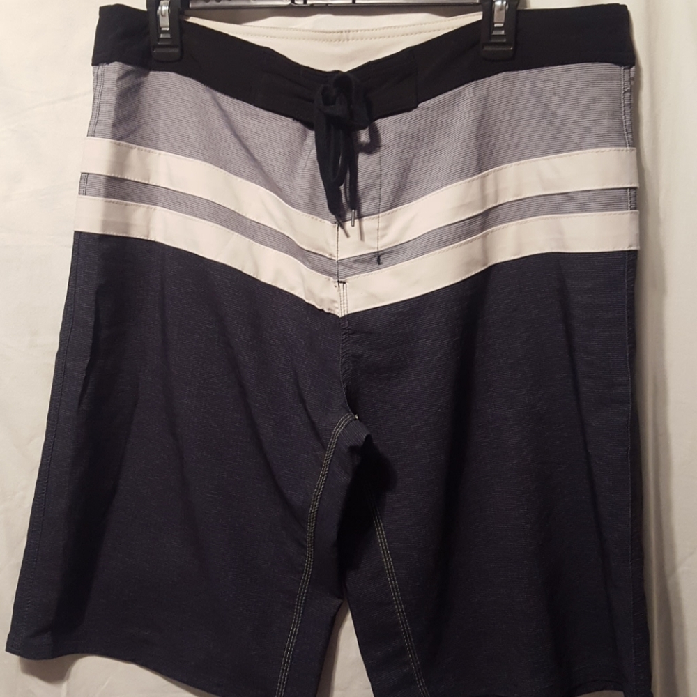 Men's Burnside swim trunks size 34
